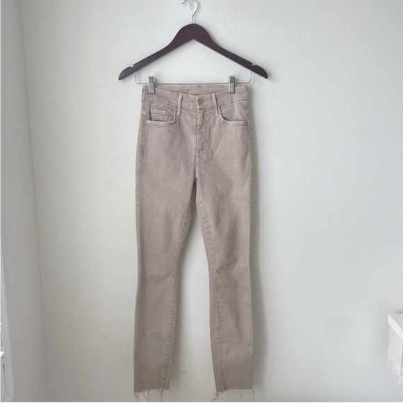 MOTHER High Waisted Looker Ankle Fray Wash Khaki Pants
Size 23 (measures to 24) - Picture 6 of 15